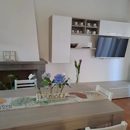 Le Floreali - Casa Rosmarino Apartment